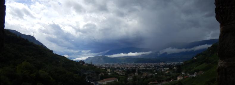 Panorama Blick auf Bozen von Schloß Runkelstein