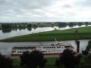 Blick auf die Elbe von Tangermünde aus