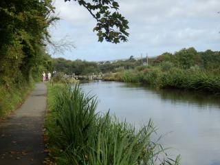 Weg am Bude Canal