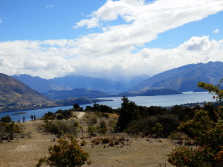 Blick auf Lake Wanaka vom Mount Iron